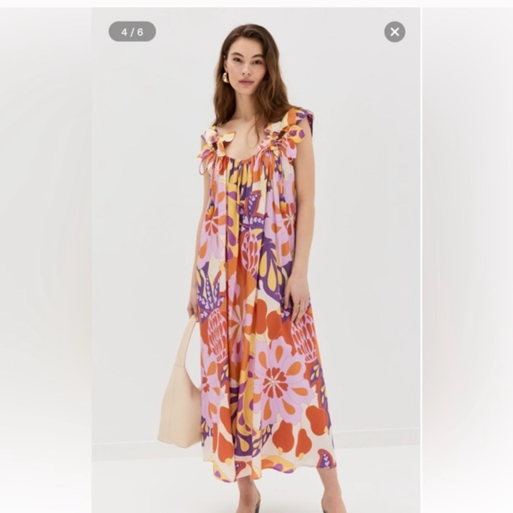 XS  farm rio barely worn floral dress